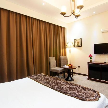 Better Living Apartment Dubai Exterior foto